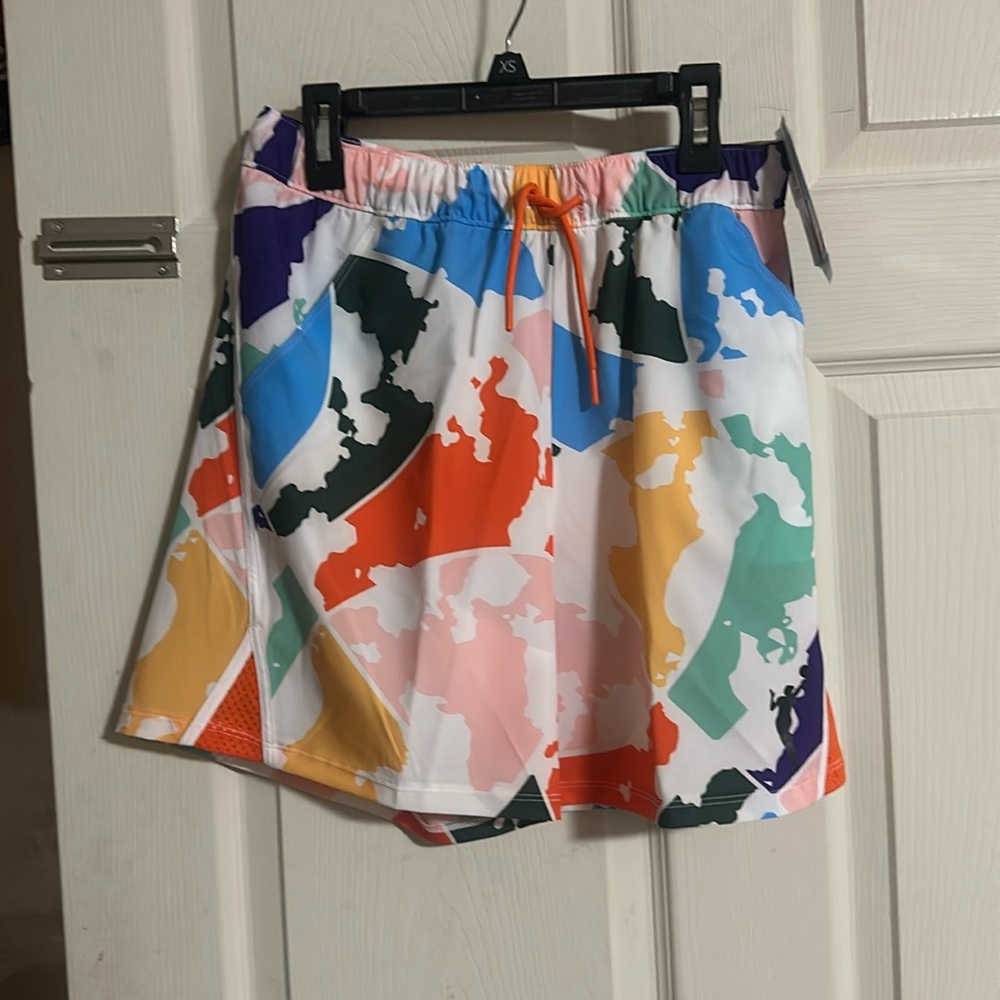 DSG Girls' WNBA Woven Knit Mesh Stride Shorts: NEW WITH TAGS: SIZE XL